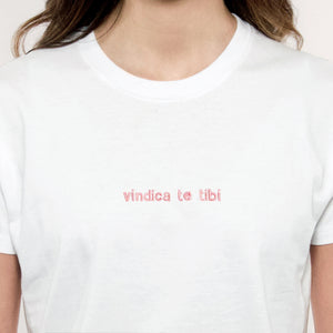 VINDICA TE TIBI  / T-shirt ricamata /